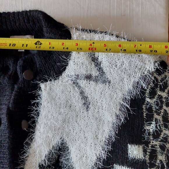 80's Jaguar Sweater (S/M) - Picture 5 of 11